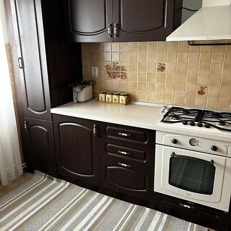 Lalelelor Apartment Suceava Extérieur photo