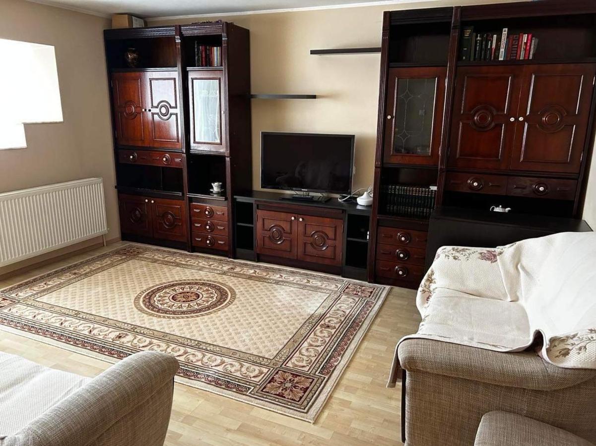 Lalelelor Apartment Suceava Extérieur photo